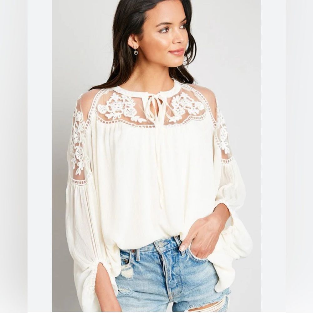 NWT Impressions Top Blouse Lace Embroidery  Boho - Picture 4 of 11